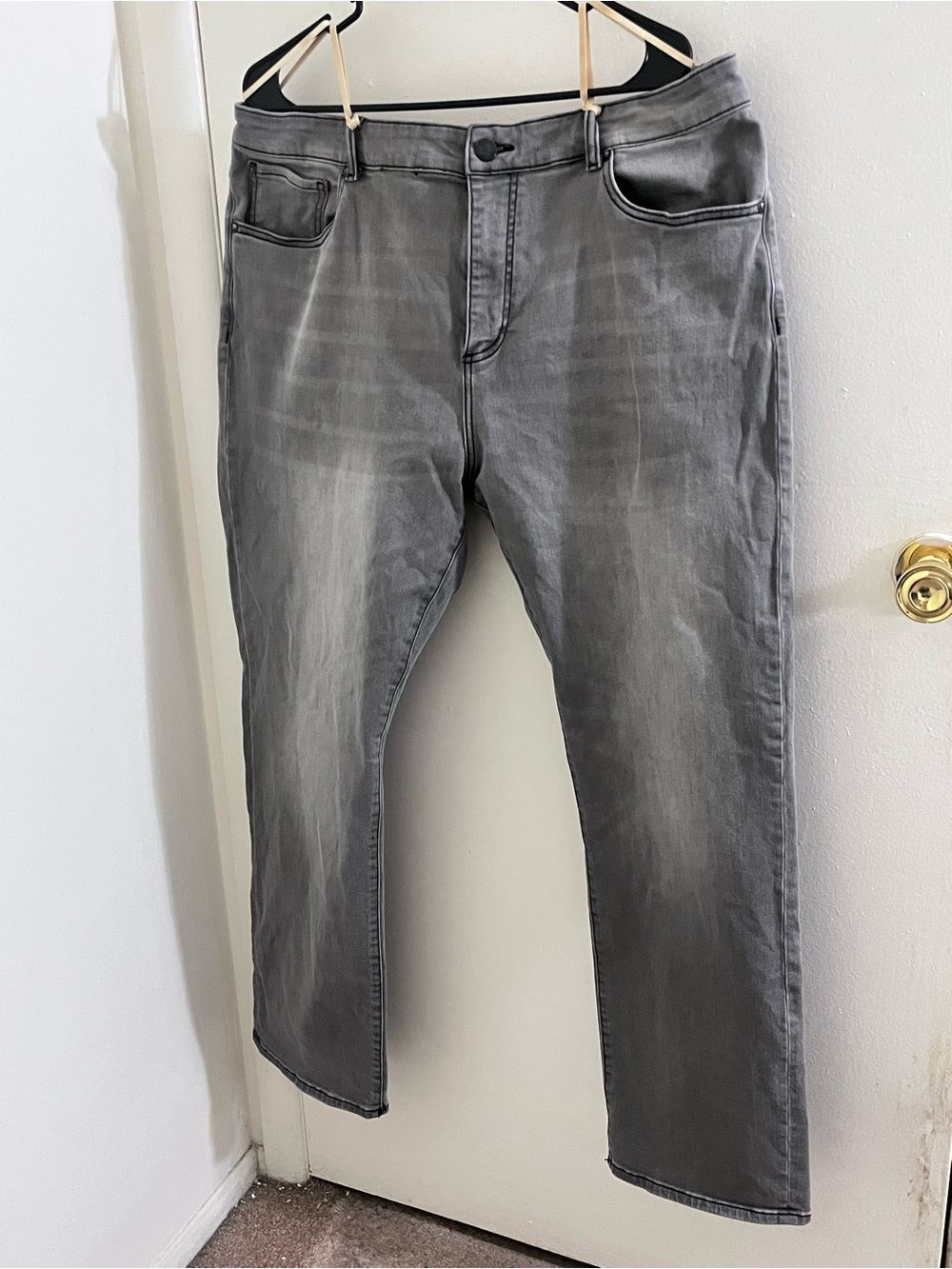 DL1961 Avery Modern Straight 40x32 Particle Gray Washed Stretch Jeans